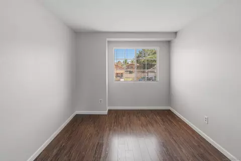 Bedroom - 633 Thunder Gln, Escondido, CA 92027 photo 2 of 4