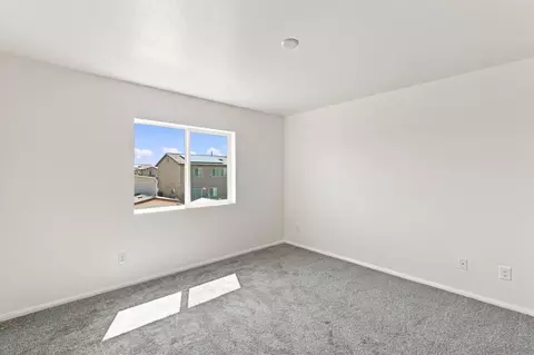 Bedroom - 14195 Sun Vly, Adelanto, CA 92301 photo 5 of 6