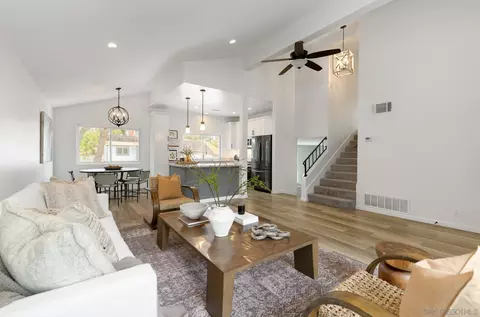Living - 156 Cerro, Encinitas, CA 92024 photo 2 of 6