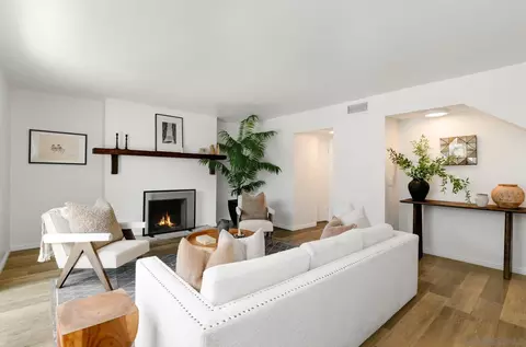 Living - 156 Cerro, Encinitas, CA 92024 photo 5 of 6
