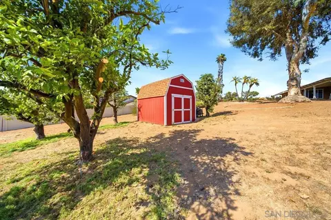 Exterior - 3195 Purer Rd, Escondido, CA 92029 photo 7 of 17