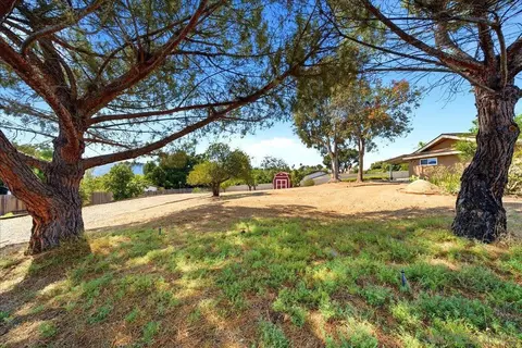 Exterior - 3195 Purer Rd, Escondido, CA 92029 photo 16 of 17