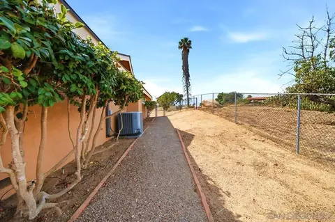 Exterior - 3195 Purer Rd, Escondido, CA 92029 photo 12 of 17