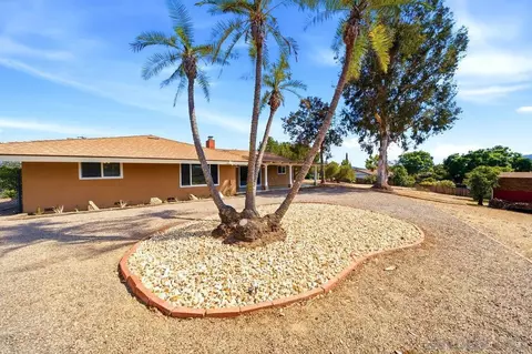 Exterior - 3195 Purer Rd, Escondido, CA 92029 photo 11 of 17