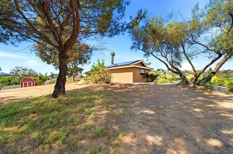 Exterior - 3195 Purer Rd, Escondido, CA 92029 photo 5 of 17