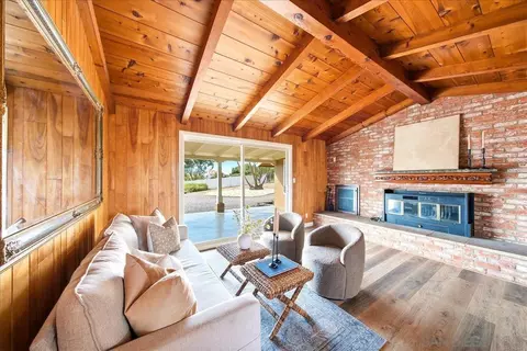 Living - 3195 Purer Rd, Escondido, CA 92029 photo 3 of 5