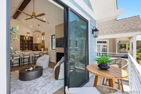 Exterior - 845 G Ave, Coronado, CA 92118 photo 4 of 4