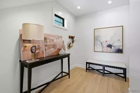 Entry Way - 845 G Ave, Coronado, CA 92118 photo 2 of 2