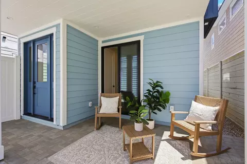 Exterior - 845 G Ave, Coronado, CA 92118 photo 3 of 4