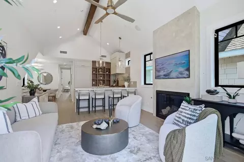 Living - 845 G Ave, Coronado, CA 92118 photo 2 of 3
