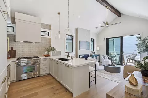 845 G Ave, Coronado, CA 92118
