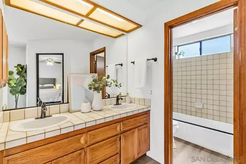 Bath - 715 Steffy Rd, Ramona, CA 92065 photo 1 of 2