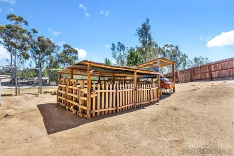 Exterior - 715 Steffy Rd, Ramona, CA 92065 photo 7 of 8