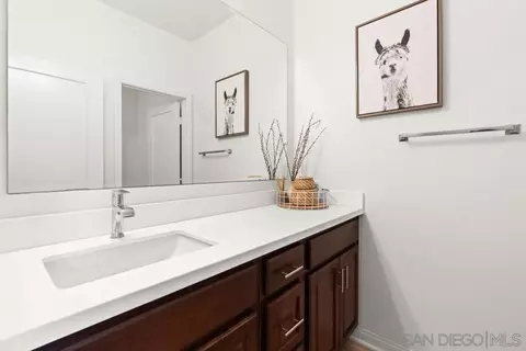 Bath - 1708 Silverberry, Oceanside, CA 92056 photo 5 of 6
