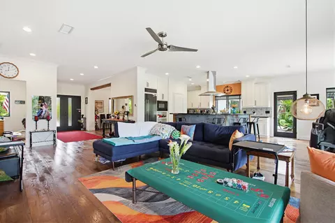 Living - 3538 Cazador Ln, Fallbrook, CA 92028 photo 1 of 4