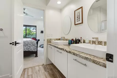 Bath - 3538 Cazador Ln, Fallbrook, CA 92028 photo 1 of 7