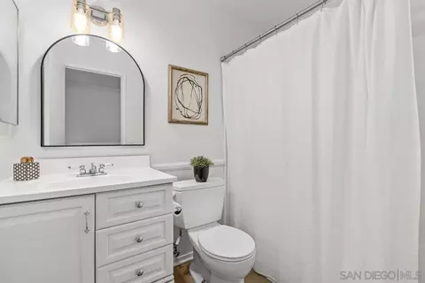 Bath - 14258 Anabelle Dr, Poway, CA 92064 photo 4 of 4