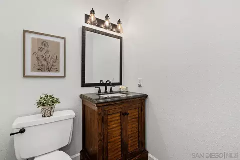 Bath - 14258 Anabelle Dr, Poway, CA 92064 photo 1 of 4