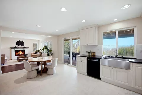 Kitchen - 150 Ridge View Way, Oceanside, CA 92057 photo 1 of 7