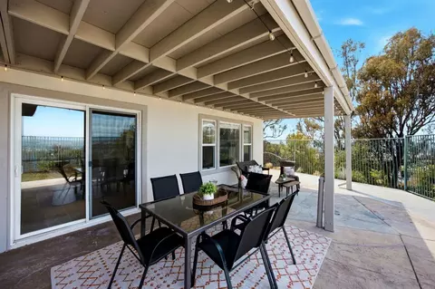 Exterior - 150 Ridge View Way, Oceanside, CA 92057 photo 3 of 6