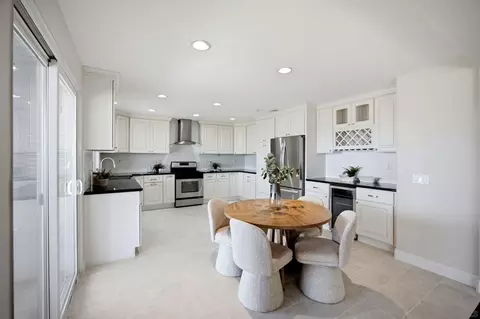Kitchen - 150 Ridge View Way, Oceanside, CA 92057 photo 3 of 7