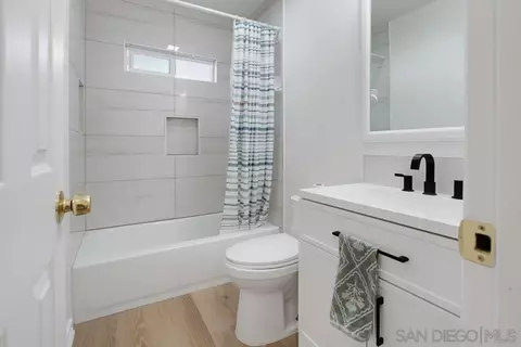 Bath - 1439 E Msn, Escondido, CA 92027 photo 1 of 2