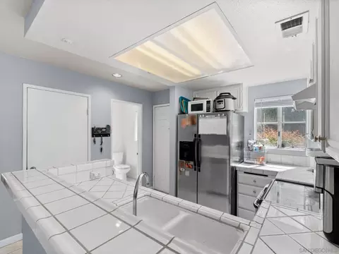 Kitchen - 8946 Arlingdale Way, Spring Valley, CA 91977 photo 1 of 3