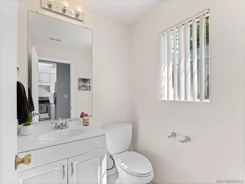 Bath - 8946 Arlingdale Way, Spring Valley, CA 91977 photo 1 of 3
