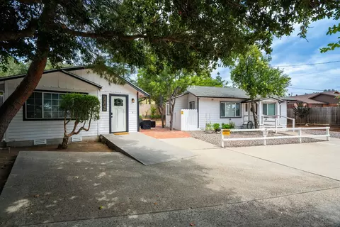 Exterior - 2233-35 W Victoria, Alpine, CA 91901 photo 7 of 14