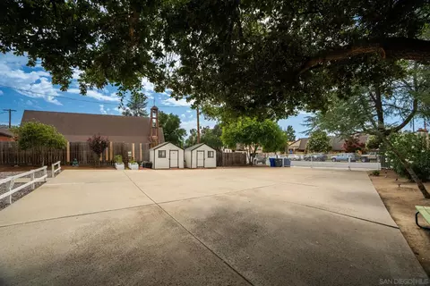 Exterior - 2233-35 W Victoria, Alpine, CA 91901 photo 10 of 14