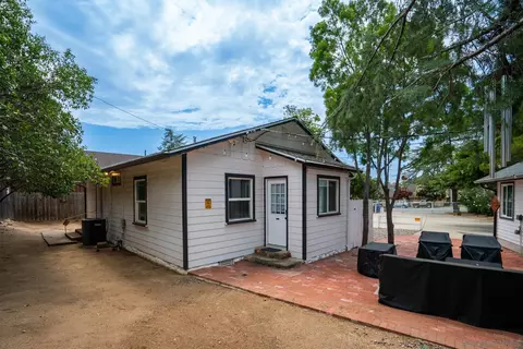 Exterior - 2233-35 W Victoria, Alpine, CA 91901 photo 5 of 14