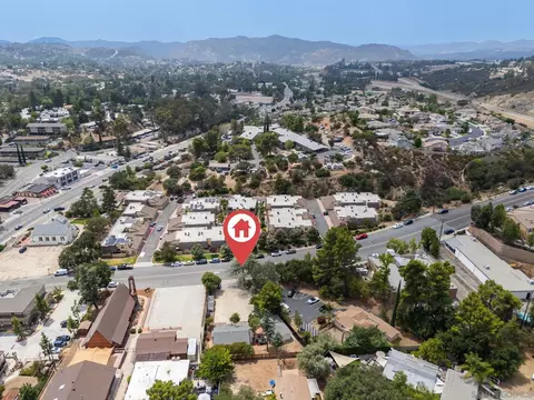 View/Area - 2233-35 W Victoria, Alpine, CA 91901 photo 9 of 14