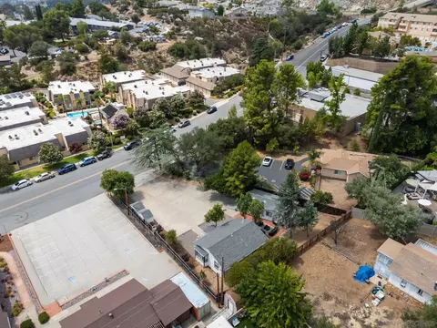 View/Area - 2233-35 W Victoria, Alpine, CA 91901 photo 4 of 14