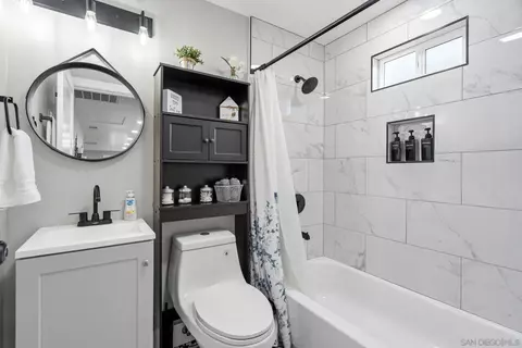 Bath - 2233-35 W Victoria, Alpine, CA 91901 photo 2 of 2