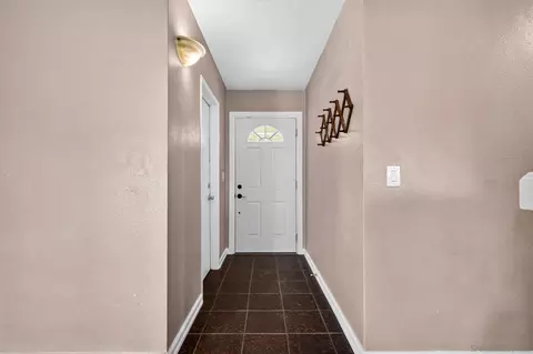 Entry Way - 423 5th St, Ramona, CA 92065 photo 1 of 3