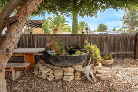 Exterior - 423 5th St, Ramona, CA 92065 photo 4 of 9