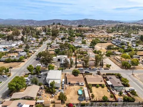 View/Area - 423 5th St, Ramona, CA 92065 photo 6 of 9