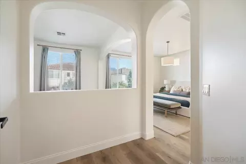 Entry Way - 31375 Eucalyptus, Temecula, CA 92592 photo 4 of 5