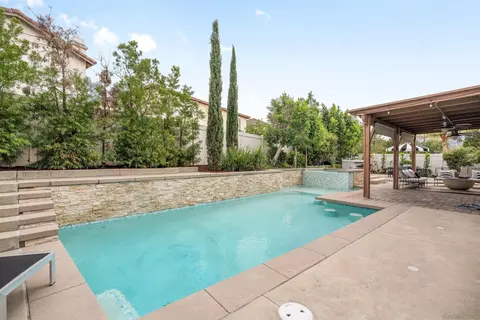 Exterior - 31375 Eucalyptus, Temecula, CA 92592 photo 4 of 17