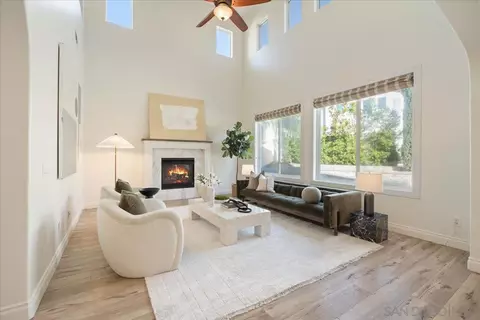 Living - 31375 Eucalyptus, Temecula, CA 92592 photo 3 of 4