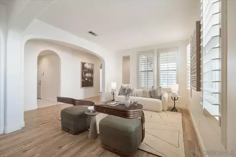 Living - 31375 Eucalyptus, Temecula, CA 92592 photo 2 of 4