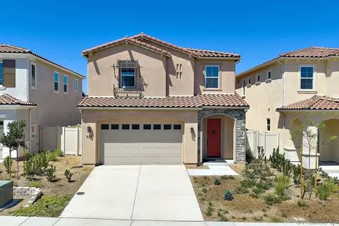 777 Michael Ct, Vista, CA 92081