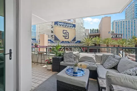 325 7th #308, San Diego, CA 92101