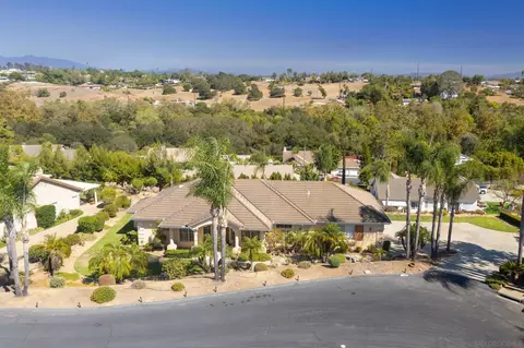 View/Area - 1221 Palomares Ct, Fallbrook, CA 92028 photo 12 of 20