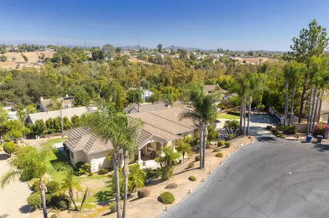 View/Area - 1221 Palomares Ct, Fallbrook, CA 92028 photo 11 of 20