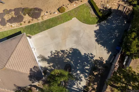 View/Area - 1221 Palomares Ct, Fallbrook, CA 92028 photo 7 of 20