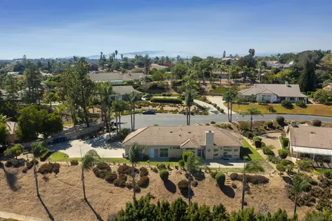 View/Area - 1221 Palomares Ct, Fallbrook, CA 92028 photo 17 of 20