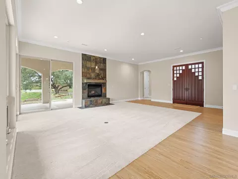 Living - 10616 Via Tiglio, Lakeside, CA 92040 photo 3 of 7