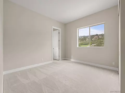 Bedroom - 10616 Via Tiglio, Lakeside, CA 92040 photo 8 of 10