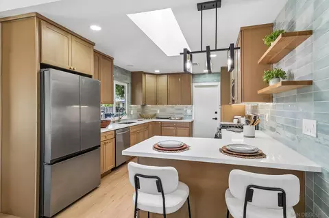 Kitchen - 767 Jonathon Pl, Escondido, CA 92027 photo 1 of 3